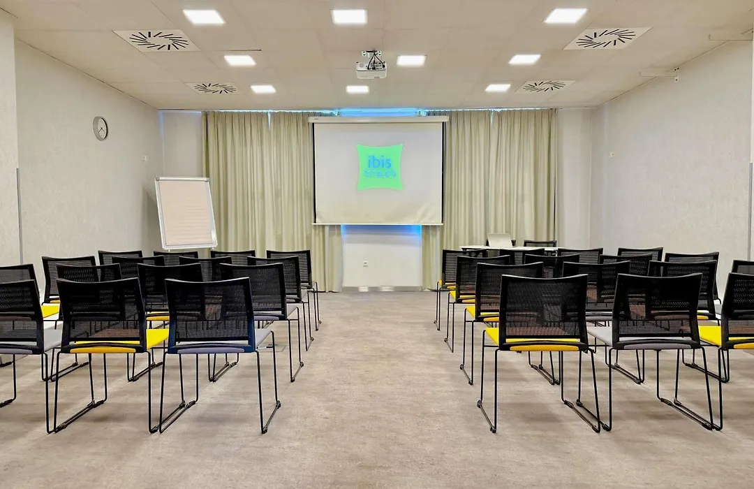 Ibis Styles Budapest City-1