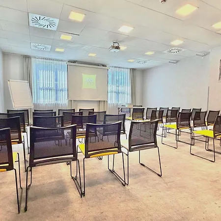 Ibis Styles Budapest City-3